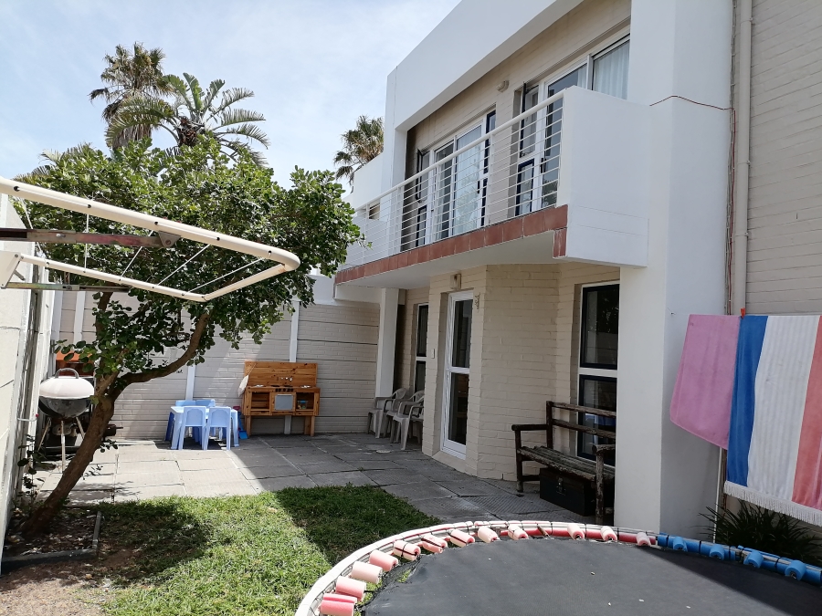 3 Bedroom Property for Sale in Cayman Beach Western Cape